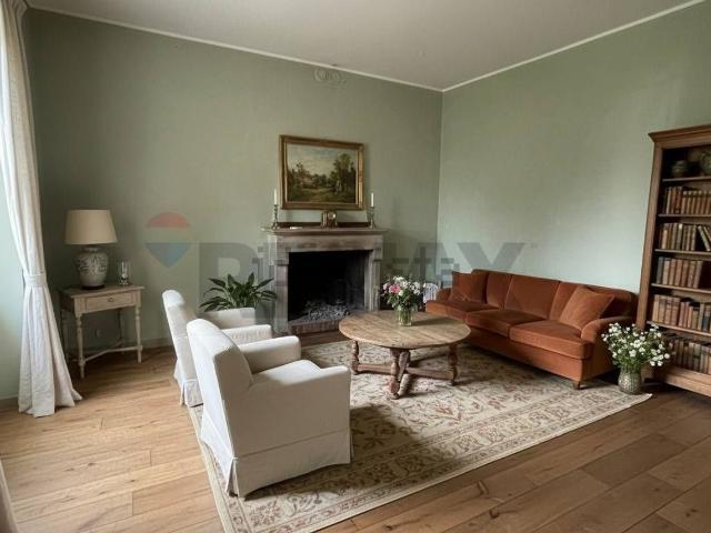 Villetta bifamiliare in vendita di 133 m² in Contrada Foce, 30