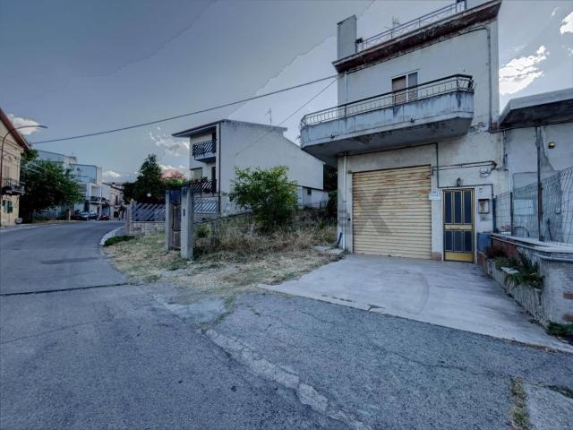 Villetta bifamiliare in vendita di 133 m² in Corso Garibaldi