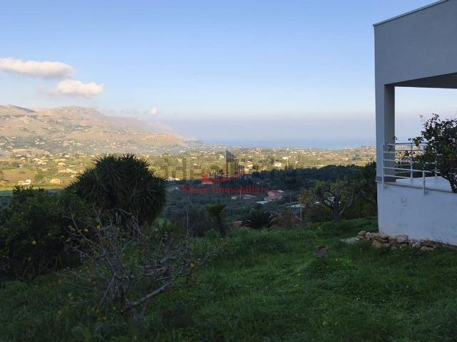 Villetta bifamiliare in vendita di 130 m² in Contrada Fraginesi