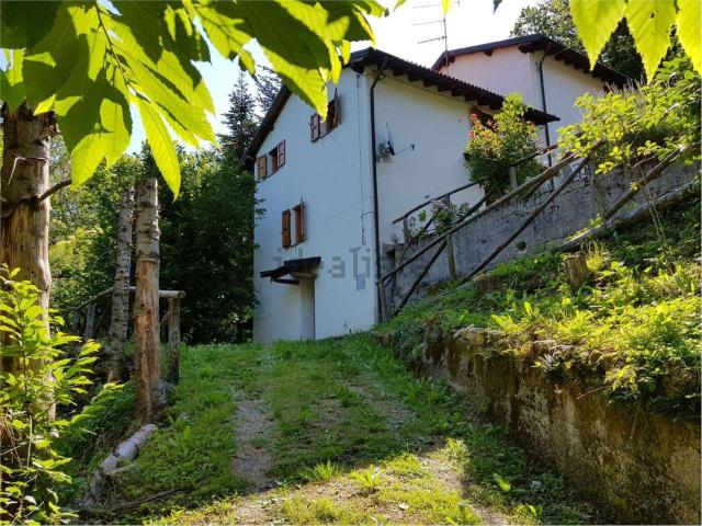 Villetta bifamiliare in vendita di 130 m² in Località Cornola di Sopra