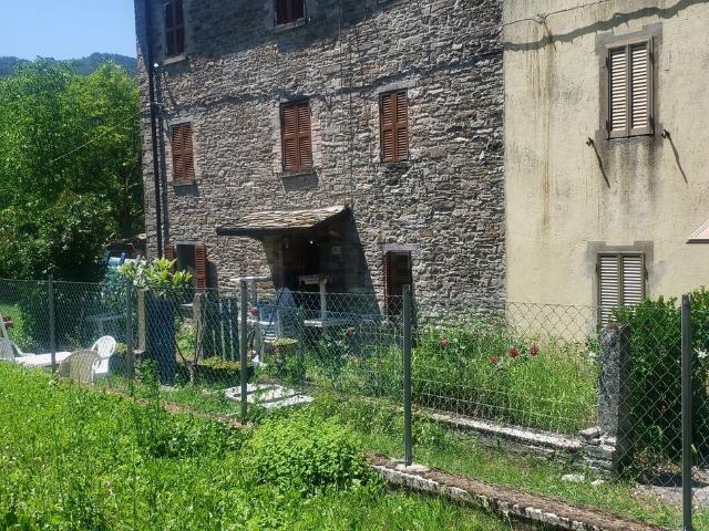 Villetta bifamiliare in vendita di 130 m² in Località Ronchi, 59
