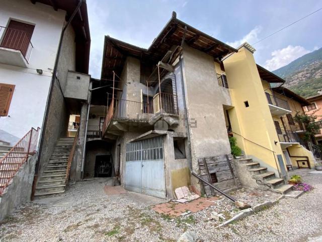 Villetta bifamiliare in vendita di 130 m² in Via XX Settembre, 8