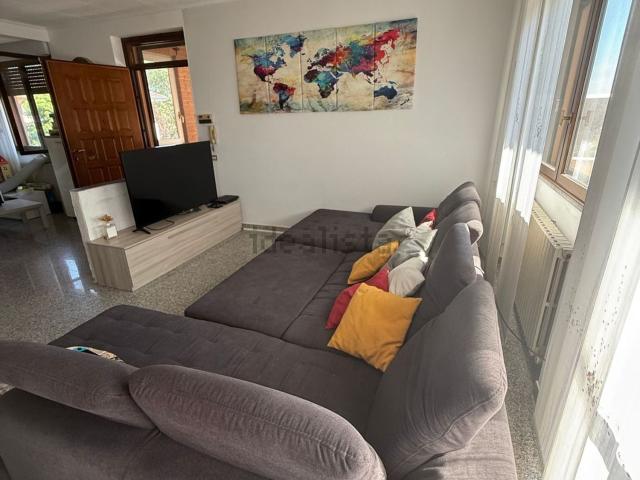 Villetta bifamiliare in vendita di 130 m² in Via XXVI Febbraio 1945