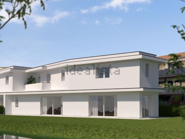 Villetta bifamiliare in vendita di 130 m² in Via Alcide de Gasperi