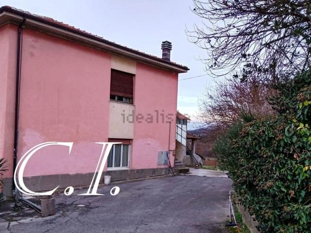 Villetta bifamiliare in vendita di 130 m² in Via Carlo Malfettani, 24