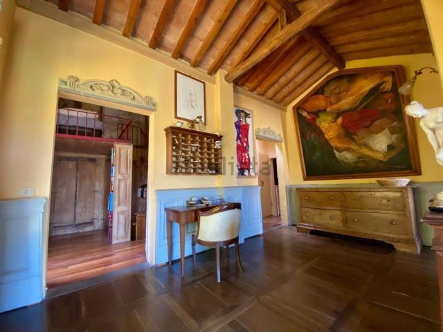Villetta bifamiliare in vendita di 130 m² in Via della Montagnola