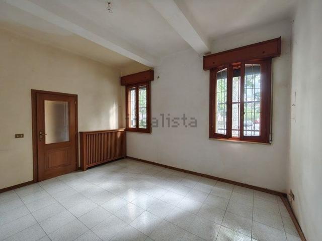 Villetta bifamiliare in vendita di 130 m² in Via Pironi A 98