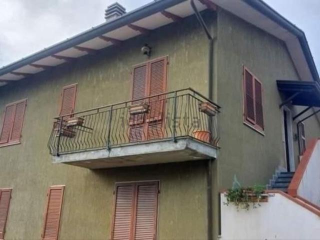 Villetta bifamiliare in vendita di 130 m²