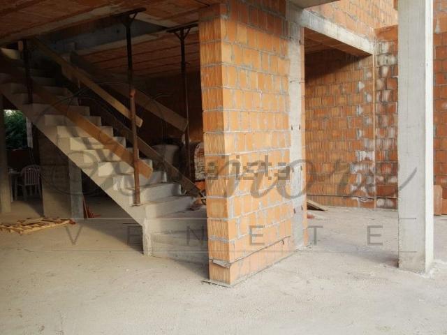 Villetta bifamiliare in vendita di 130 m²