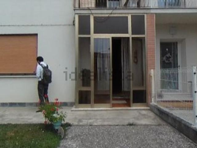Villetta bifamiliare in vendita di 131 m² in Via Caltana, 114