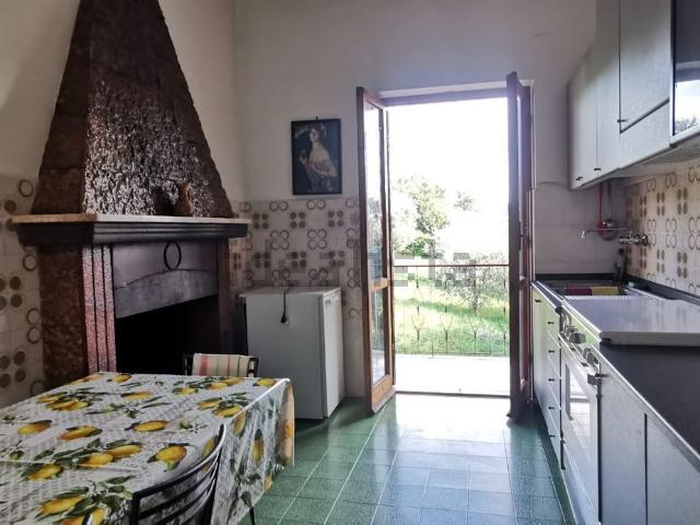 Villetta bifamiliare in vendita di 134 m² in Via Vado la Schiappa, 4