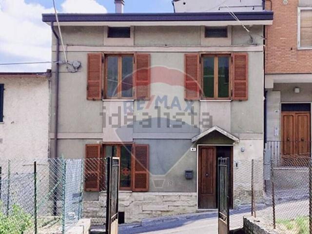 Villetta bifamiliare in vendita di 134 m² in Via Fontana Terranova, 41