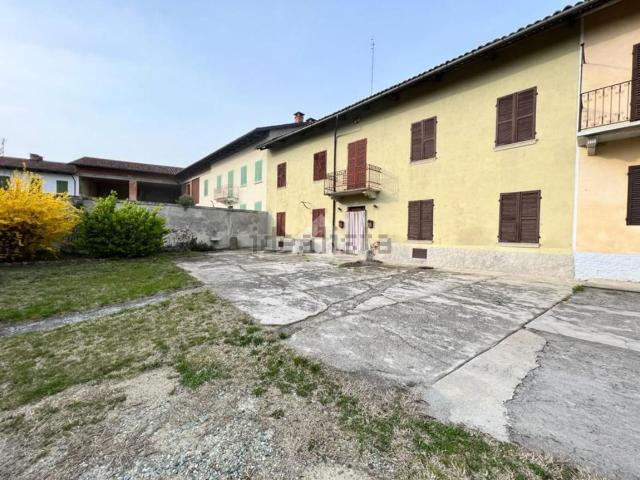 Villetta bifamiliare in vendita di 134 m² in Via Marconi, 30