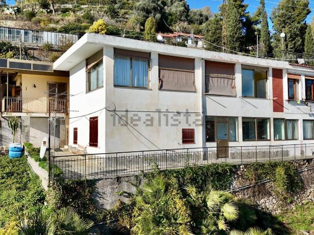 Villetta bifamiliare in vendita di 135 m² in Borgo Opaco, 11