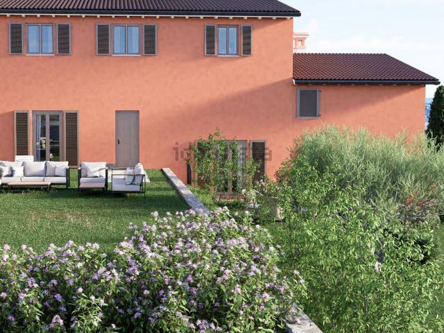 Villetta bifamiliare in vendita di 135 m² in Via di Montauto, 4