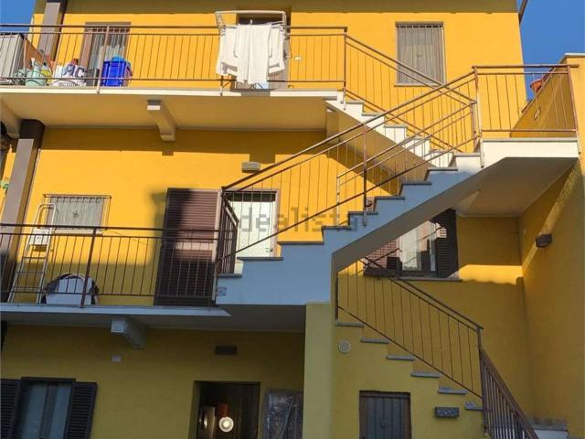 Villetta bifamiliare in vendita di 135 m² in Via Novara