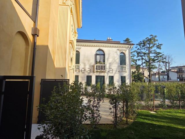 Villetta bifamiliare in vendita di 135 m²