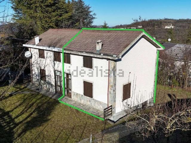 Villetta bifamiliare in vendita di 136 m² in Località Miccio, 6