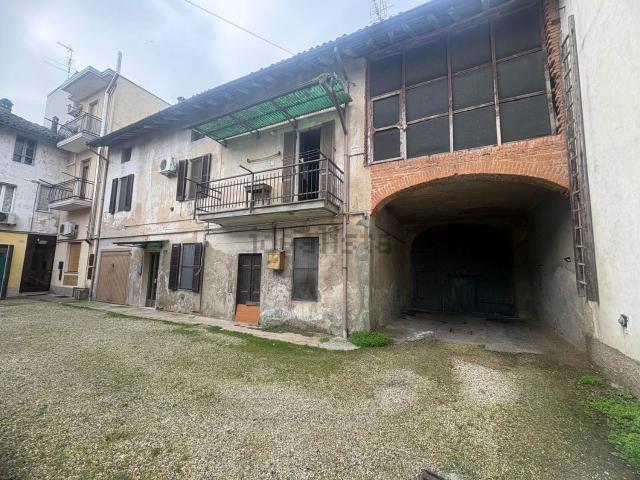 Villetta bifamiliare in vendita di 136 m² in Via Dante