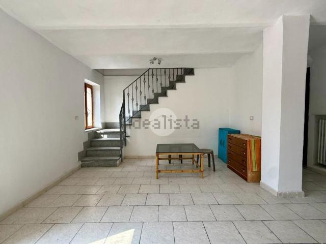 Villetta bifamiliare in vendita di 138 m² in Via Trincere, 83