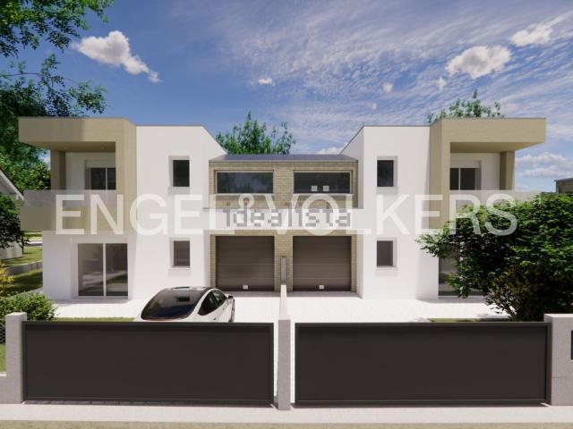 Villetta bifamiliare in vendita di 138 m² in Via Fiordaliso