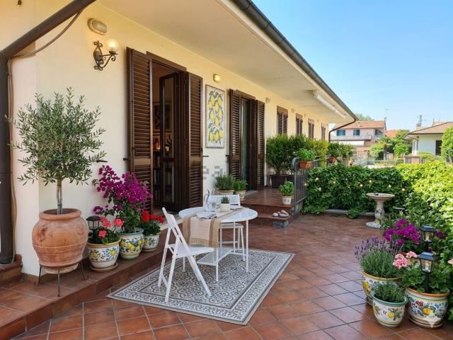 Villetta bifamiliare in vendita di 139 m² in Via Berlinguer, 7