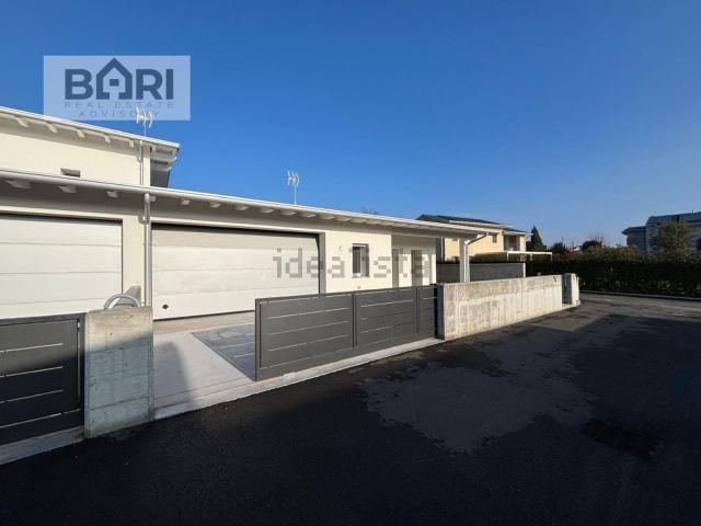 Villetta bifamiliare in vendita di 139 m²