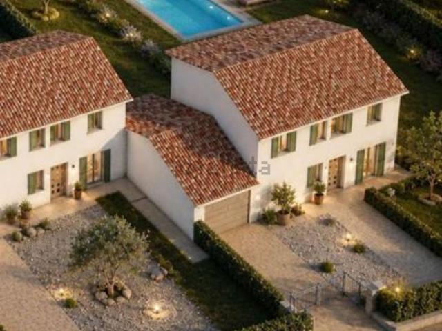 Villetta bifamiliare in vendita di 240 m² in Strada Sant&apos Antonino, 124