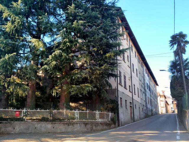 Villetta bifamiliare in vendita di 240 m² in Via Marcobi Walter, 27