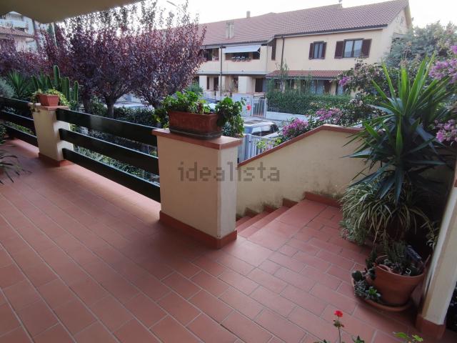 Villetta bifamiliare in vendita di 240 m² in Via STATO D&apos ISRAELE