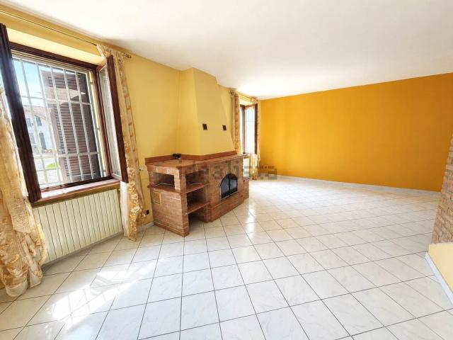 Villetta bifamiliare in vendita di 241 m²