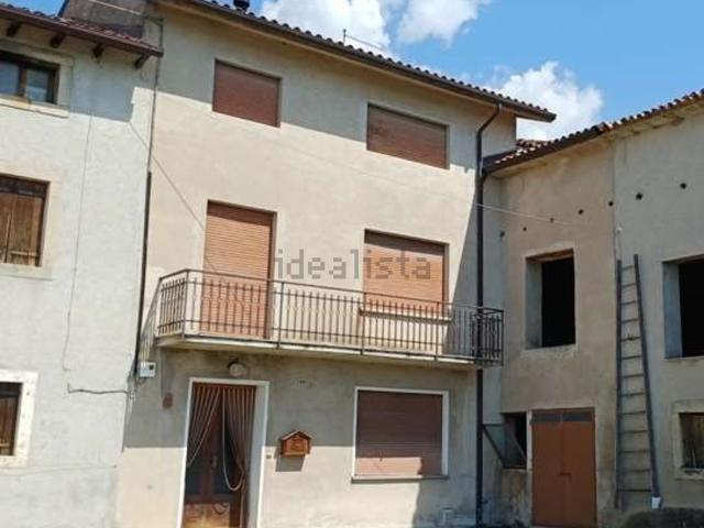 Villetta bifamiliare in vendita di 244 m²