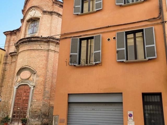 Villetta bifamiliare in vendita di 245 m² in Via San Bartolomeo, 52