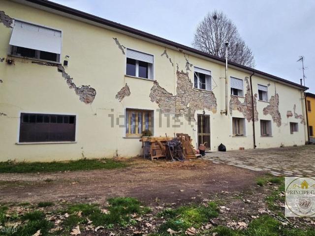 Villetta bifamiliare in vendita di 250 m² in Piazza Vittorio Emanuele II°