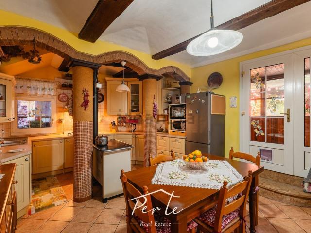 Villetta bifamiliare in vendita di 250 m² in Vicolo Valenti, 8