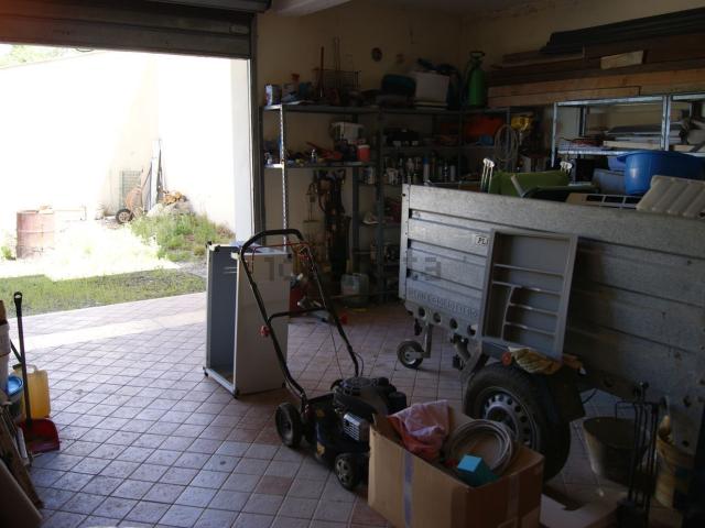 Villetta bifamiliare in vendita di 250 m² in Via Tevere