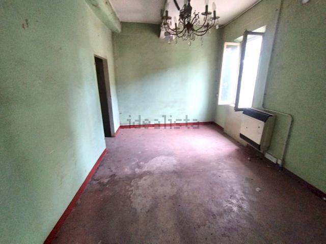Villetta bifamiliare in vendita di 250 m² in Via Agnini