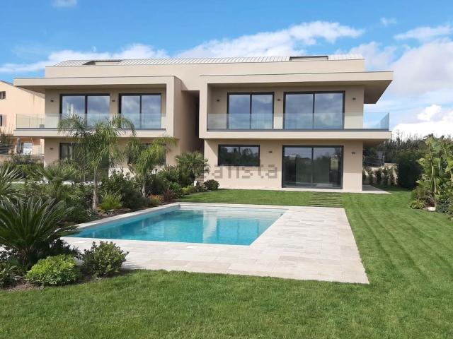 Villetta bifamiliare in vendita di 250 m² in Via Ettore Fieramosca