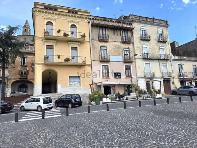Villetta bifamiliare in vendita di 250 m² in Via Roma