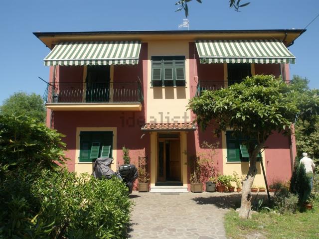 Villetta bifamiliare in vendita di 250 m²