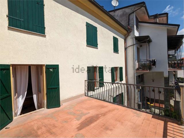 Villetta bifamiliare in vendita di 250 m²