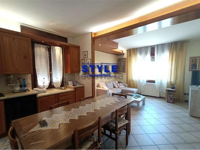 Villetta bifamiliare in vendita di 250 m²