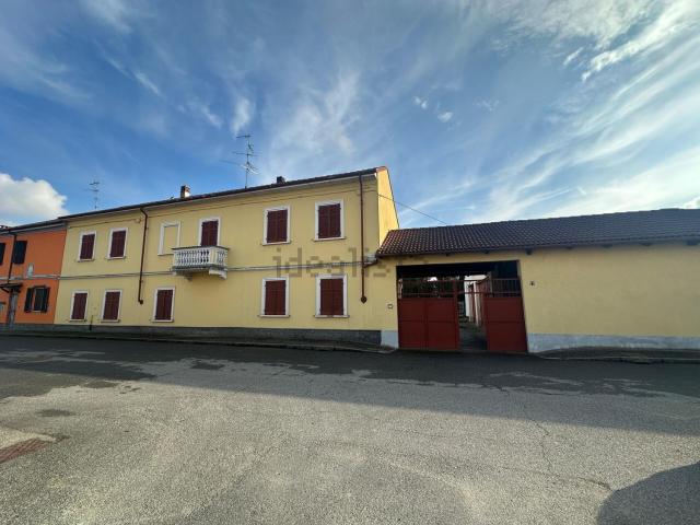Villetta bifamiliare in vendita di 251 m² in Via Guglielmo Marconi, 29