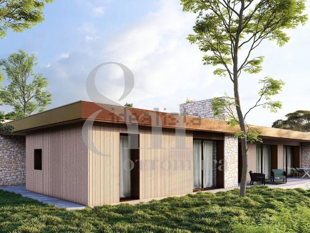 Villetta bifamiliare in vendita di 252 m² in Via Armistizio, 256