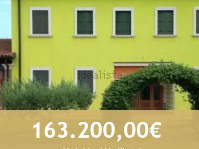 Villetta bifamiliare in vendita di 257 m² in Via Mozza