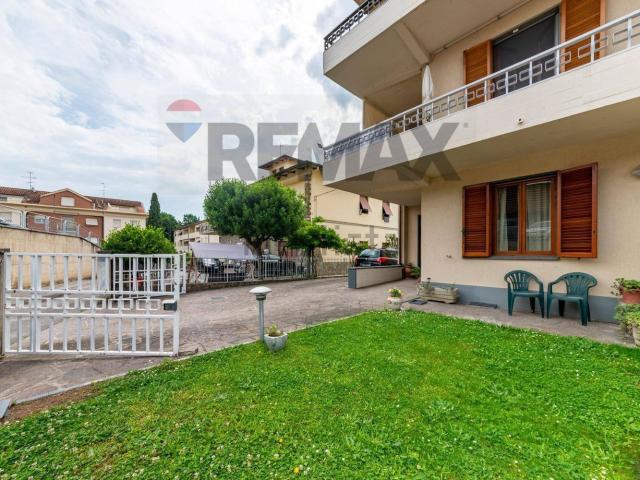 Villetta bifamiliare in vendita di 257 m²