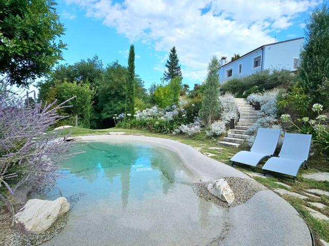 Villetta bifamiliare in vendita di 260 m² in Contrada de Contro