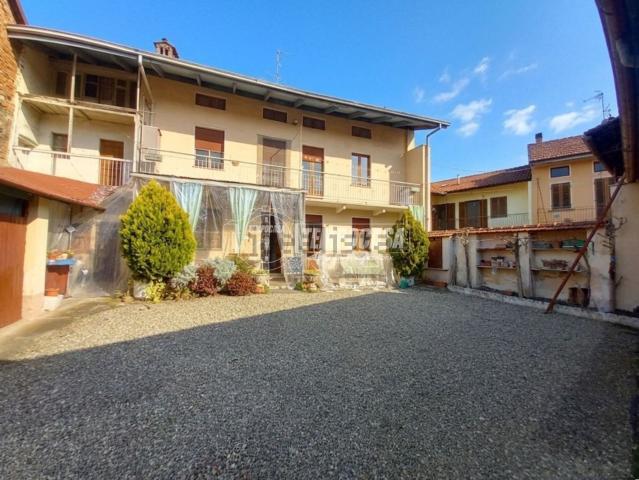 Villetta bifamiliare in vendita di 260 m² in Via dal Pozzo della Cisterna