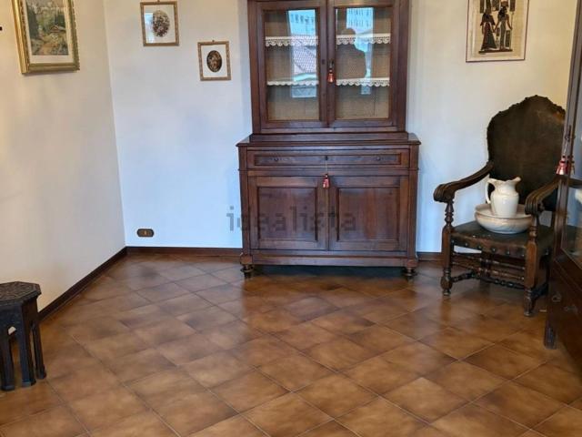Villetta bifamiliare in vendita di 260 m² in Via Niccolò Copernico