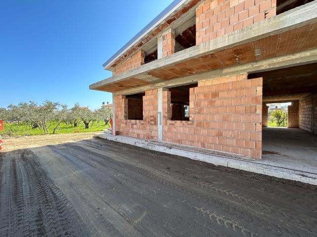 Villetta bifamiliare in vendita di 260 m² in Viale della Repubblica